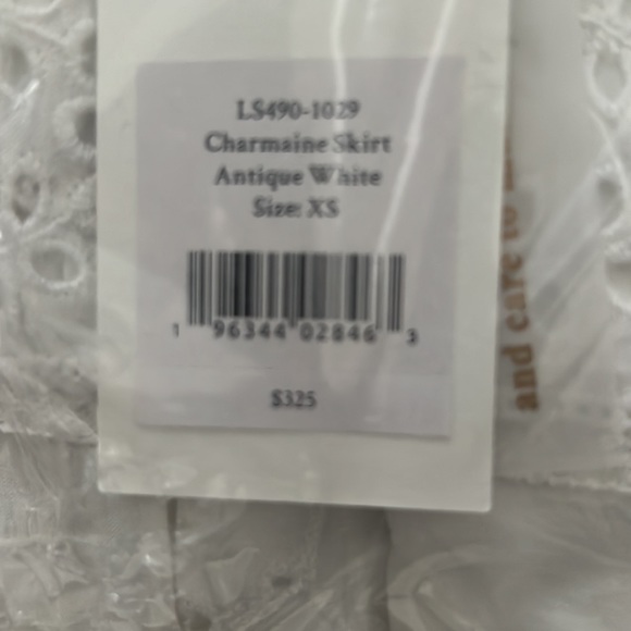 Loveshackfancy skirt. Size xs new with tags. - Picture 2 of 3